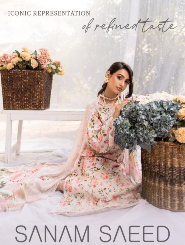 Sanam Saeed 💯 original embroidered chiknkari