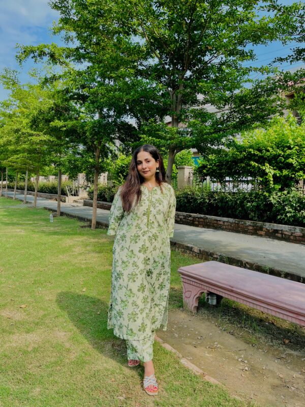 Swiss Lawn | 2 pcs | Colour Olive